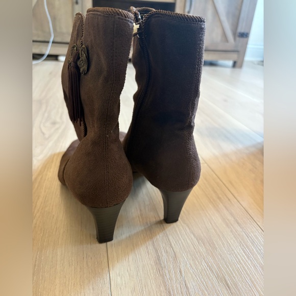 Studio Works Brown faux Suede Heeled Boots - Picture 4 of 6